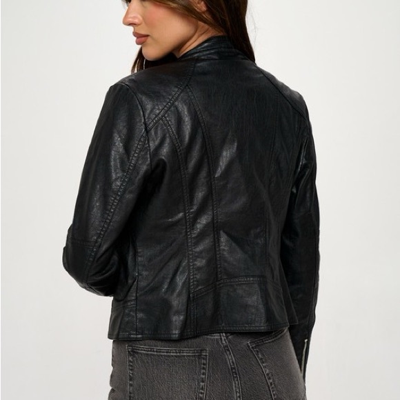 Classic Black Faux Leather Jacket - Picture 4 of 5